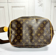 Load image into Gallery viewer, PRELOVED Louis Vuitton Reporter PM
