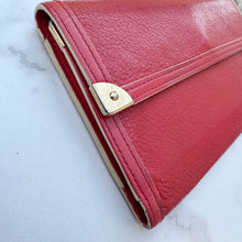 Load image into Gallery viewer, Louis Vuitton Suhali Porte Tresor International Wallet
