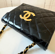 Load image into Gallery viewer, PRELOVED Chanel Patent Envelope Flap
