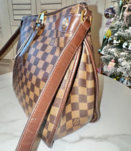 Load image into Gallery viewer, PRELOVED Louis Vuitton Damier Ebene Duomo Messenger
