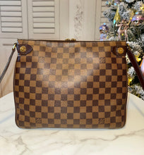 Load image into Gallery viewer, PRELOVED Louis Vuitton Damier Ebene Duomo Messenger
