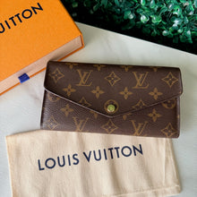 Load image into Gallery viewer, Louis Vuitton Monogram Sarah Wallet NM
