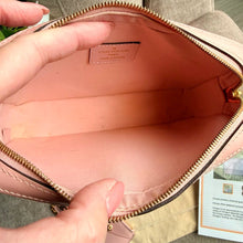 Load image into Gallery viewer, Louis Vuitton Vernis Camera Pouch Rose Ballerine
