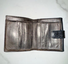 Load image into Gallery viewer, PRELOVED Chanel Calfskin Compact Wallet
