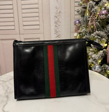 Load image into Gallery viewer, PREOWNED Vintage Gucci Calfskin Clutch
