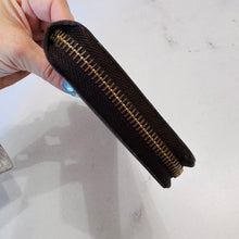 Load image into Gallery viewer, Louis Vuitton Monogram Zippy Wallet
