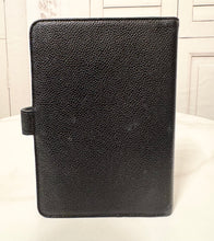 Load image into Gallery viewer, PRELOVED Chanel Caviar Timeless Medium Ring Agenda
