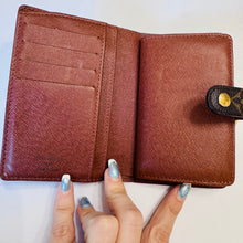 Load image into Gallery viewer, Louis Vuitton Monogram French Purse Wallet
