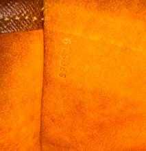 Load image into Gallery viewer, PRELOVED Louis Vuitton Musette Tango
