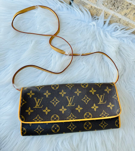 PRELOVED Louis Vuitton Monogram Pochette Gange – 2ndLove Luxury Boutique