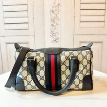 Load image into Gallery viewer, PRELOVED Gucci Vintage Boston Bandouliere Bag
