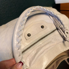 Load image into Gallery viewer, Balenciaga The Purse Ivory Classic Hardware
