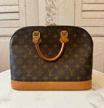 Load image into Gallery viewer, PRELOVED Louis Vuitton Alma PM
