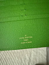 Load image into Gallery viewer, Louis Vuitton Monogram Insolite Wallet
