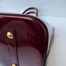 Load image into Gallery viewer, Louis Vuitton Vernis Amarante Bundle: Alma GM and Small Agenda
