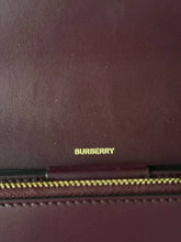 Load image into Gallery viewer, BRAND NEW Burberry Hazelmere Wallet on Strap Crossbody
