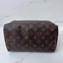 Load image into Gallery viewer, Louis Vuitton Monogram Speedy 25

