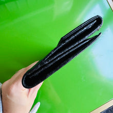 Load image into Gallery viewer, Gucci Ostrich Leather Continental Wallet
