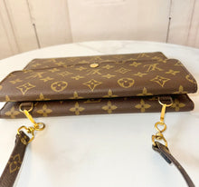 Load image into Gallery viewer, PRELOVED Louis Vuitton Pochette Double Rabat
