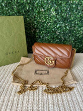 Load image into Gallery viewer, Gucci Super Mini GG Marmont Crossbody
