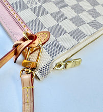 Load image into Gallery viewer, PRELOVED Louis Vuitton Damier Azur Summer Trunks  Neverfull MM Pouch
