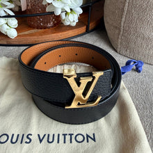 Load image into Gallery viewer, Louis Vuitton Size 85 / 34 Taurillon Leather Reversible Belt
