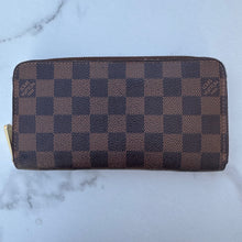 Load image into Gallery viewer, Louis Vuitton Damier Ebene Zippy Wallet
