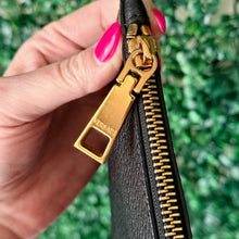 Load image into Gallery viewer, VERSACE Medusa Clutch Black
