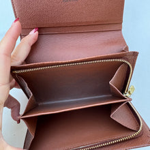 Load image into Gallery viewer, LOUIS VUITTON Monogram Porte-Monnaie Tresor Wallet SD1011
