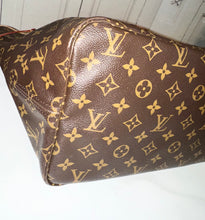 Load image into Gallery viewer, PRELOVED Louis Vuitton Monogram Pivoine Neverfull GM
