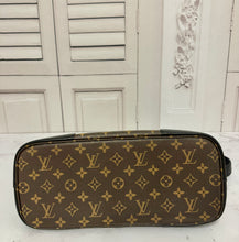 Load image into Gallery viewer, PRELOVED Louis Vuitton Monogram Flandrin
