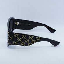 Load image into Gallery viewer, BRAND NEW Gucci Sunglasses GG0983S 004 Black With Gold GG Pattern/Grey
