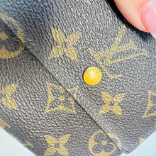 Load image into Gallery viewer, Louis Vuitton Monogram Elise Wallet
