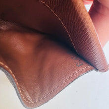 Load image into Gallery viewer, Louis Vuitton Monogram Ludlow Wallet
