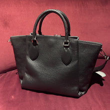 Load image into Gallery viewer, Louis Vuitton Mahina Haumea Black
