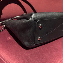 Load image into Gallery viewer, Louis Vuitton Mahina Haumea Black
