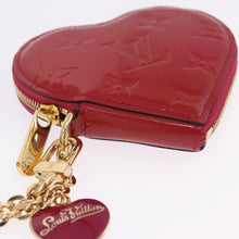 Load image into Gallery viewer, Louis Vuitton Vernis Framboise Coeur Heart Coin Purse
