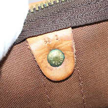 Load image into Gallery viewer, Louis Vuitton Monogram Keepall 60
