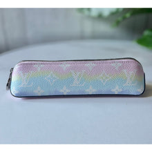 Load image into Gallery viewer, Louis Vuitton Monogram Escale Elizabeth Pencil Pouch Pastel
