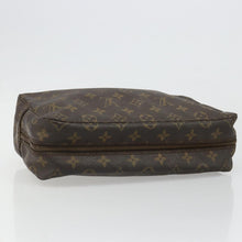 Load image into Gallery viewer, Louis Vuitton Trousse Toiletry 28
