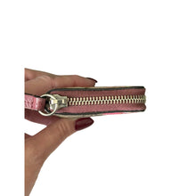 Load image into Gallery viewer, Gucci Supreme Blooms Compact Zippy Wallet
