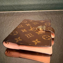 Load image into Gallery viewer, Louis Vuitton Koala Agenda PM Pink
