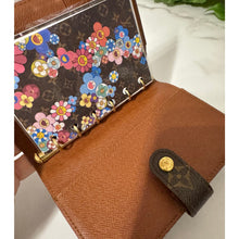 Load image into Gallery viewer, Louis Vuitton Small Ring Agenda
