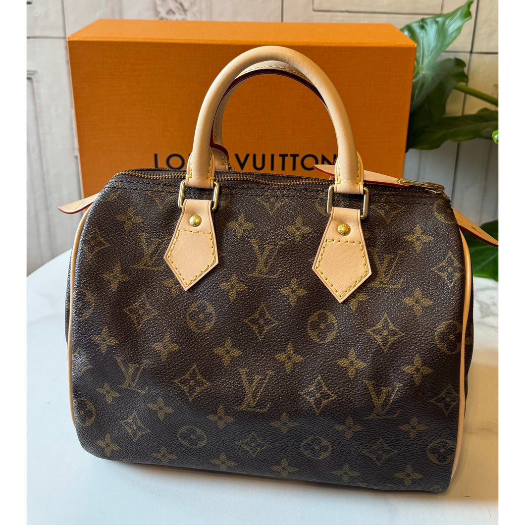 Louis Vuitton Monogram Speedy 25