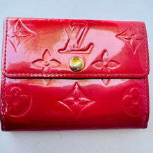 Load image into Gallery viewer, Louis Vuitton Vernis Rosepop Bundle: Reade PM and Ludlow Wallet
