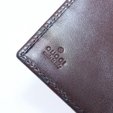 Load image into Gallery viewer, Gucci Guccisima Small Ring Agenda Brown
