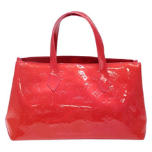Load image into Gallery viewer, Louis Vuitton Vernis Wilshire PM Rosepop
