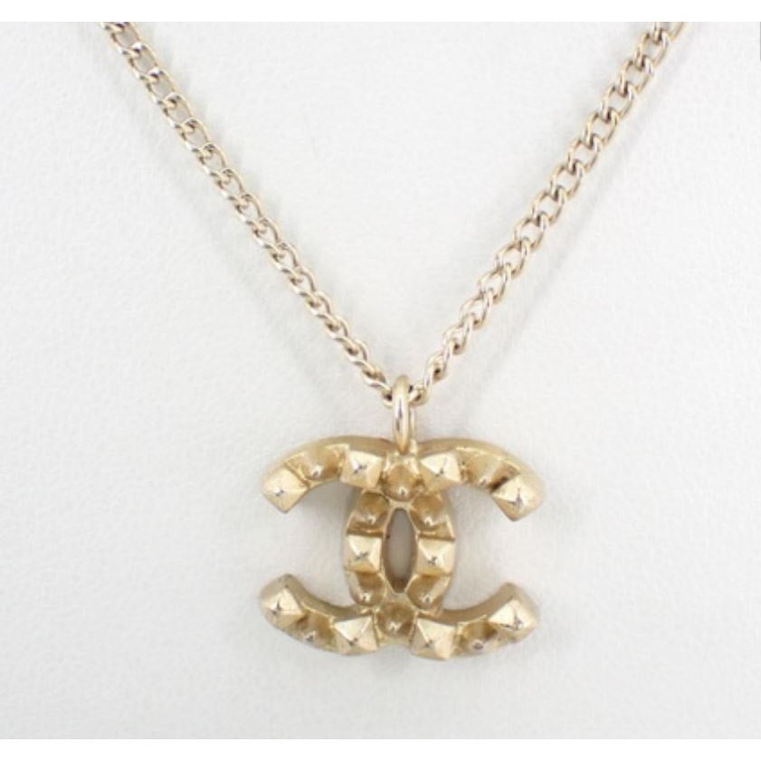 CHANEL CC Pendant Necklace