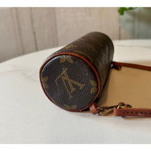 Load image into Gallery viewer, Louis Vuitton Baby Papillon
