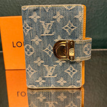 Load image into Gallery viewer, Louis Vuitton Denim Monogram Small Ring Agenda
